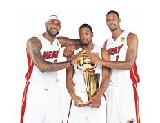 开云体育平台APP-角斗场上的神谕，当雄鹿的铁蹄碾过鹈鹕，小贾伦投出那记命运的三分