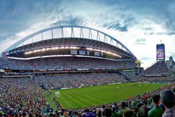 开云体育中国-唯一主角，维尼修斯的尼斯一夜，从度假客到关键先生