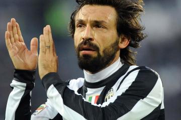 开云体育中国-绝杀与逆袭，当红牛刺破红色幻梦，汉密尔顿用旧日火焰点燃今夜赛场