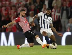 开云体育入口-南安普顿客场不敌沃特福德，遭遇败局