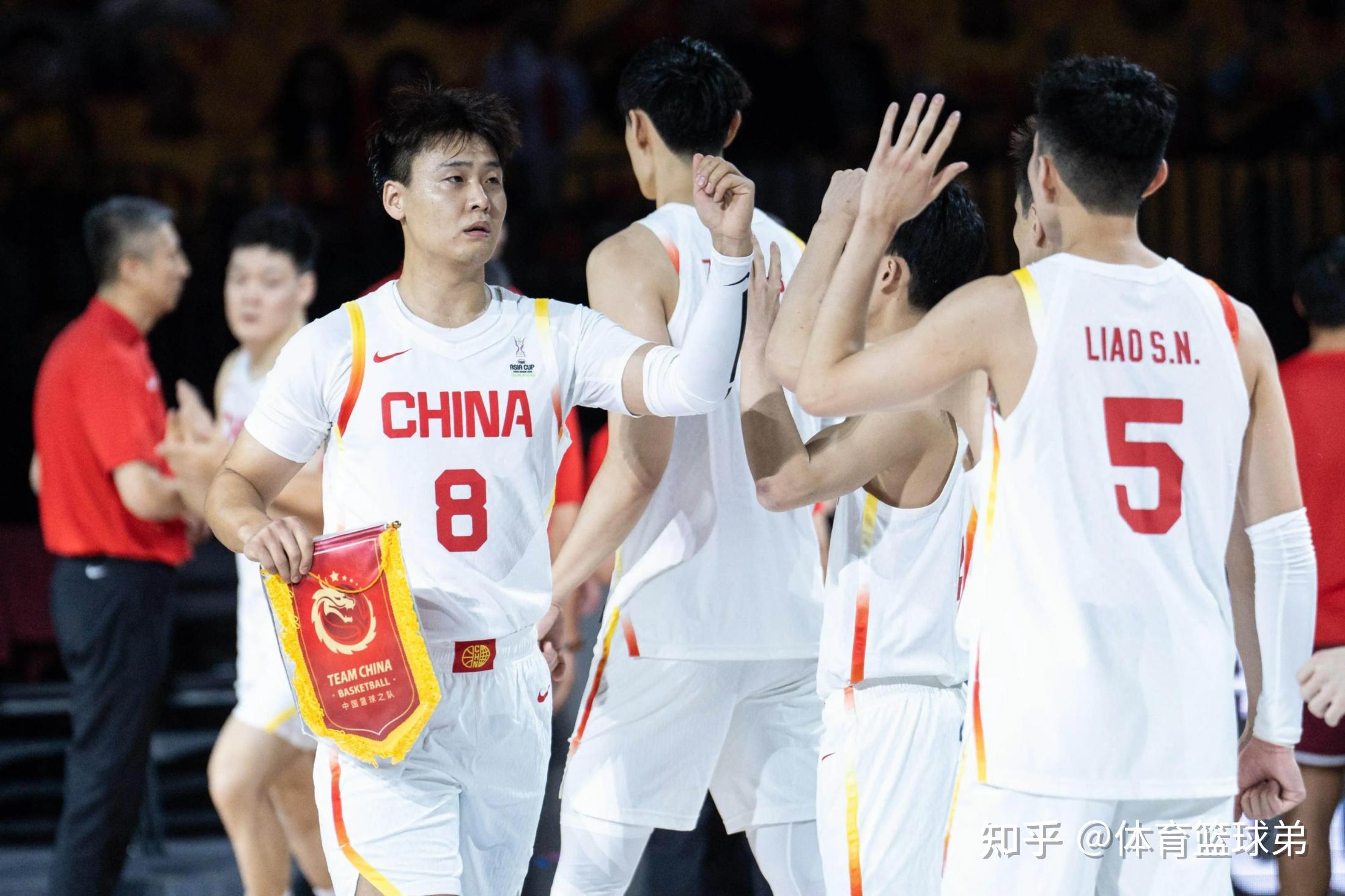 开云体育下载-贵州男篮联手作战，成功斩获胜利