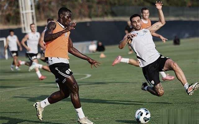 开云下载-球员状态回暖，助球队顺利战胜对手