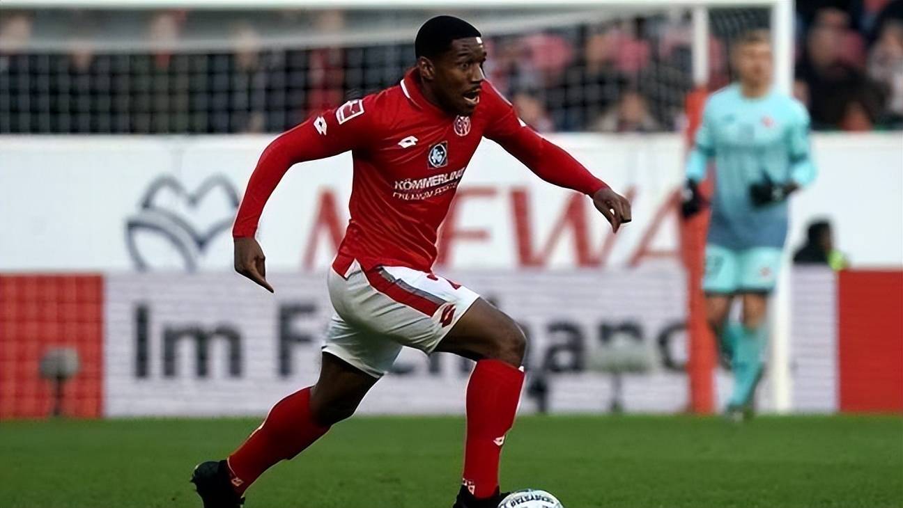 开云体育官网-布雷斯特足球队在比赛中展现出了强大的进攻力量