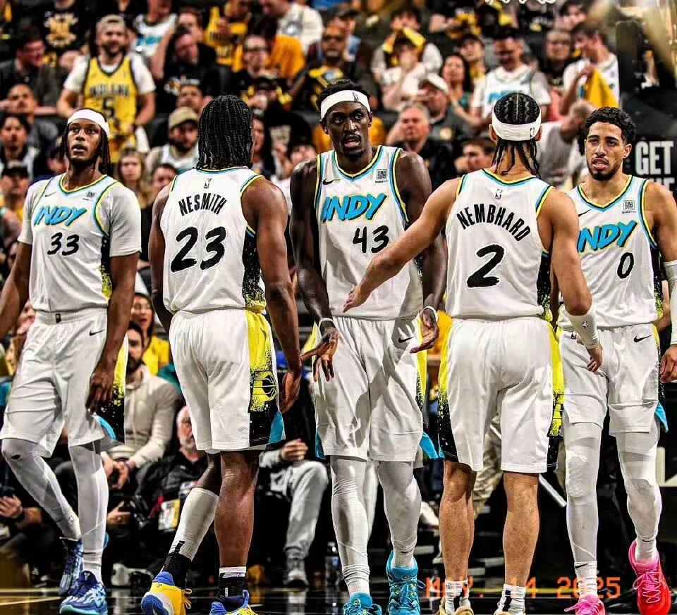 开云体育app-尼克斯全队合力奋战，险胜强敌