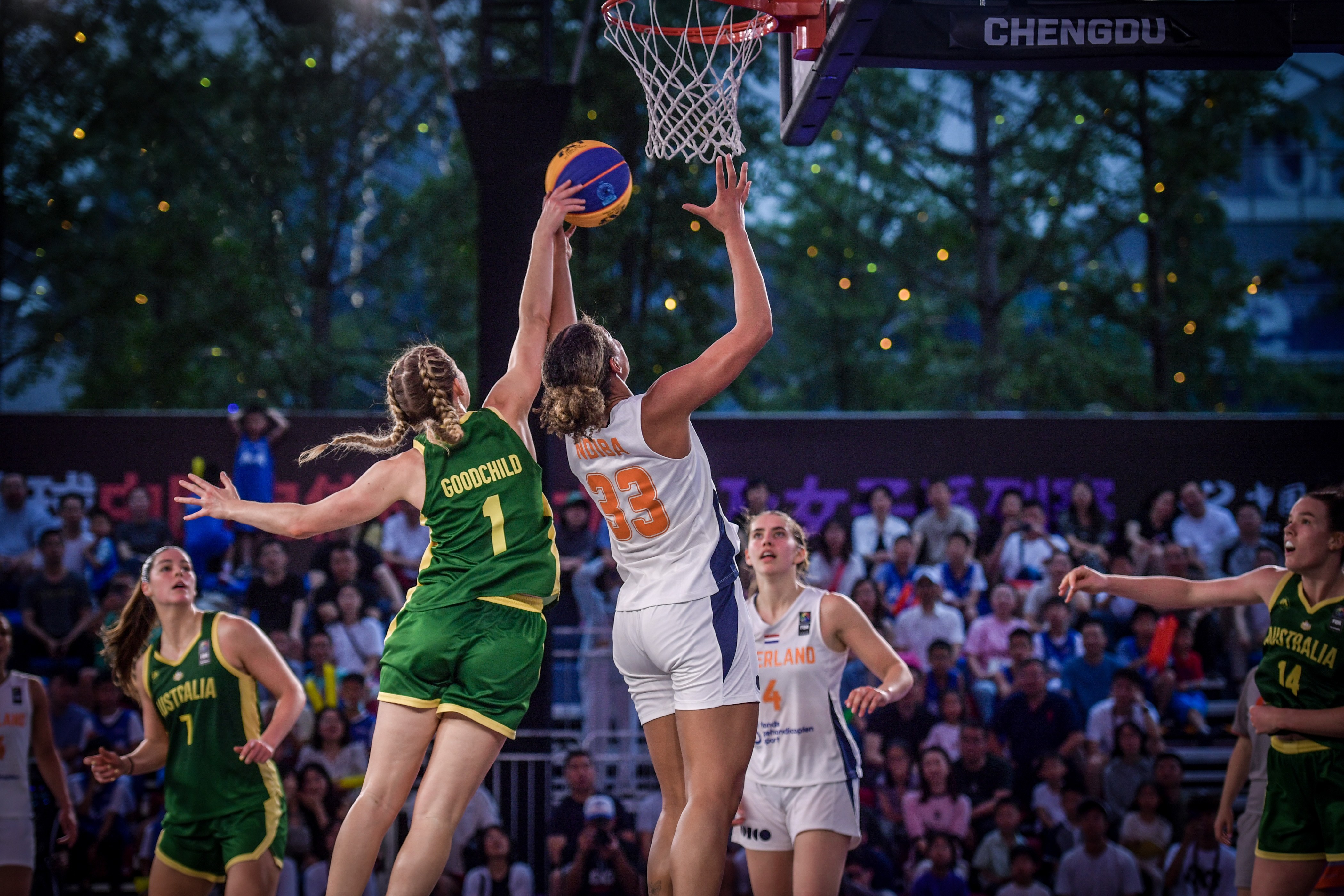 开云体育入口-国际篮球锦标赛集锦发布精彩瞬间回放