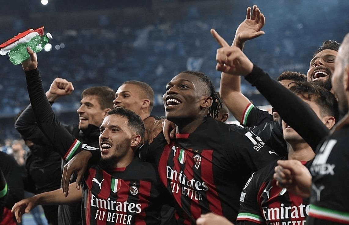 开云体育APP下载-AC米兰主场不敌萨索洛:连胜终结的简单介绍