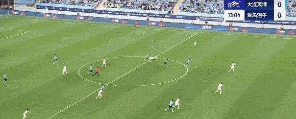 开云下载-安娜塔拿获得胜利,继续领跑积分榜