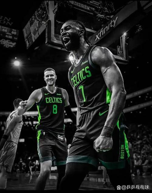 开云体育下载-快船大胜凯尔特人,乔治砍下35分