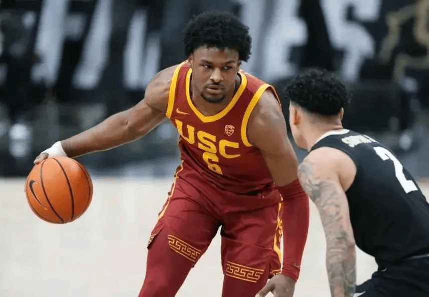 开云下载-选秀之夜魅力无尽,新人球员迎来挑战