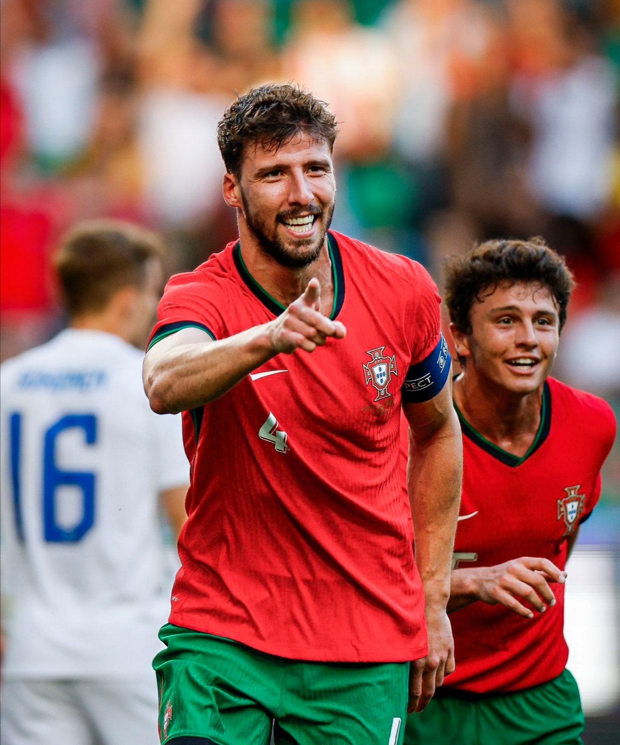 开云APP-欧洲杯:法国横扫瑞士,西班牙大胜斯洛伐克