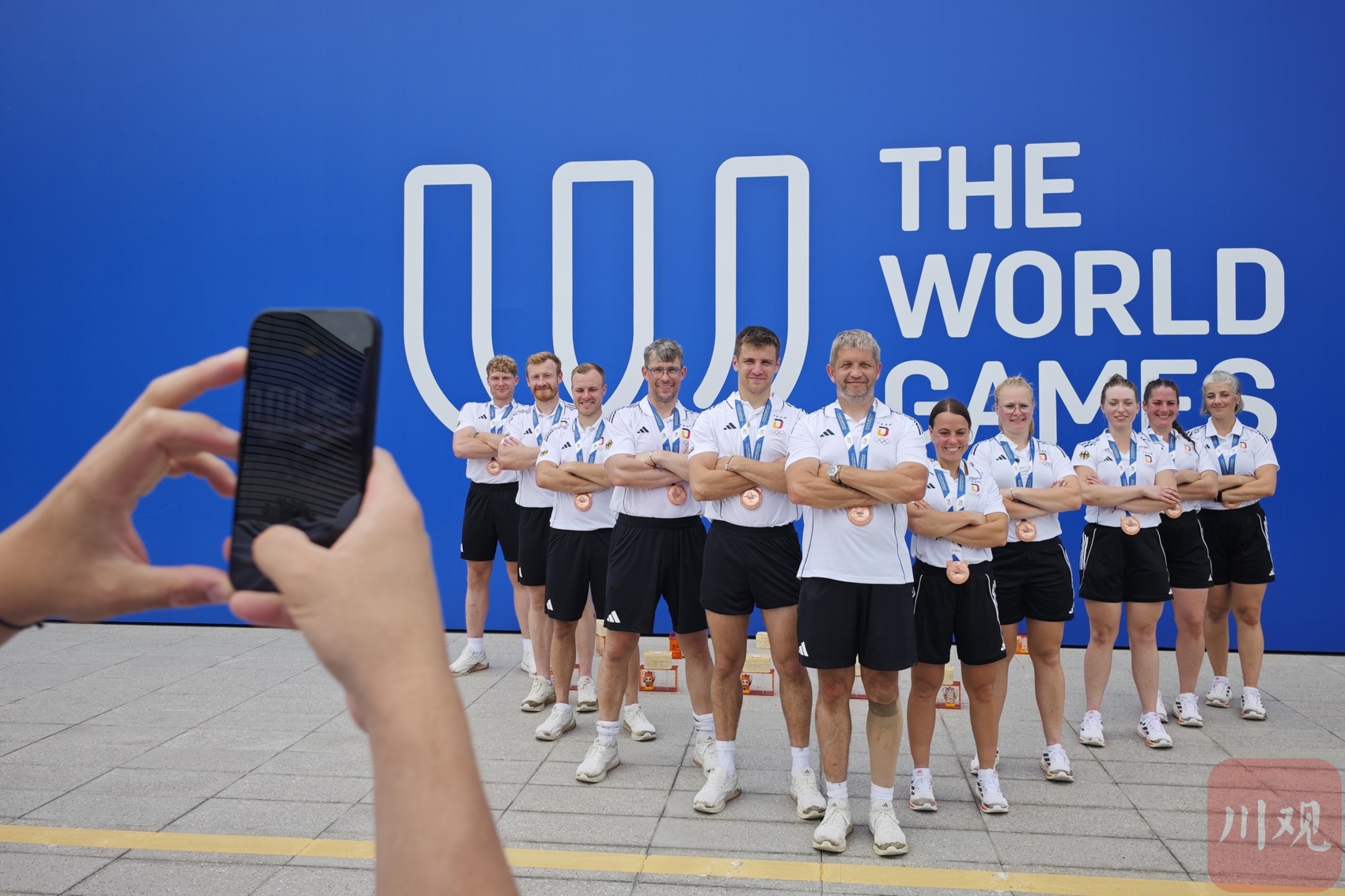 开云体育登录-瑞士队取得意外胜利，引发球迷欢呼