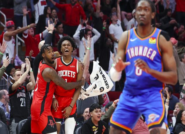 开云体育中国-关于火箭队凭借团队努力赢下比赛,士气高昂的信息