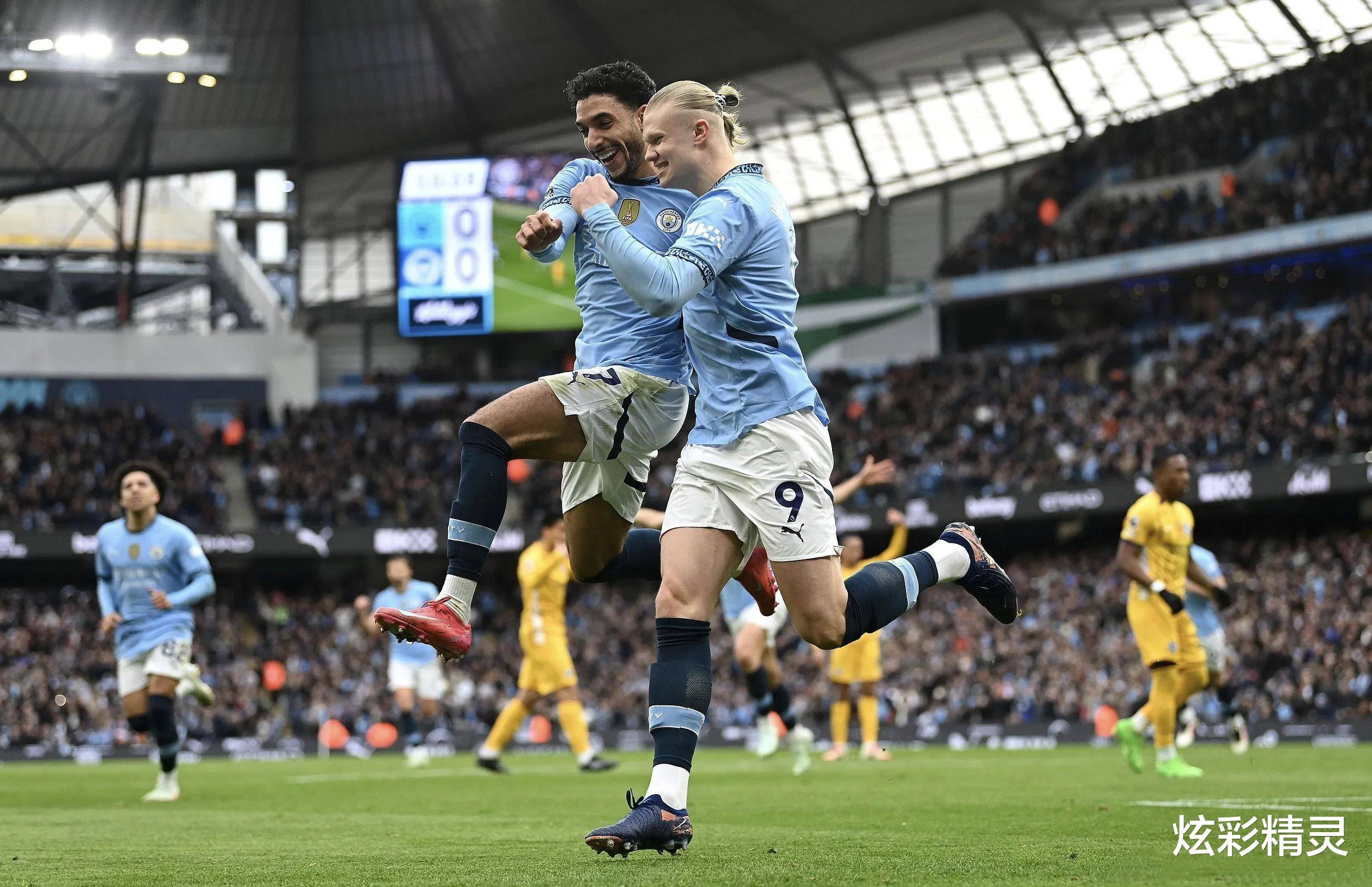 开云体育在线-飒爽英姿!欧洲球员们在赛场上展现出色技艺