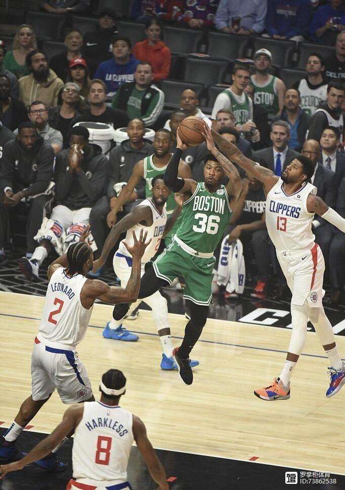 开云体育平台APP-快船力克绿军，乔治卓越表现砍下30分